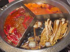 -廖掌柜·重庆鲜货火锅(上海首店)