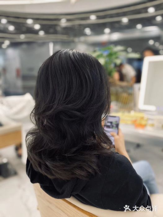 MYYF SALON烫发染发图片