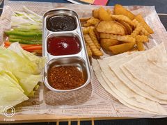 -又见马甲M8融合西餐厅(体育中心店)