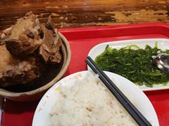 -万和春排骨砂锅米饭(湖北路店)