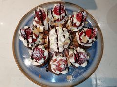 草莓忌廉华夫饼-BE BRIGHT KITCHEN(正佳广场店)