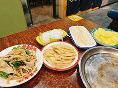 -超越炭火牛蛙火锅鸡(河东店)