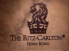 -OZONE 顶楼酒吧(香港丽思卡尔顿酒店)