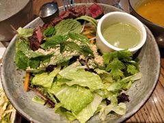 泰式煎牛肉泰碗配绿咖喱酱-Wagas沃歌斯(北京君太百货店)