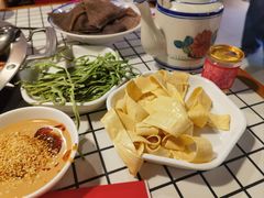 -山悦里 山野·鲜火锅(罗斯福广场店)