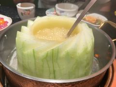-得意咚瓜·顺德鱼生·冬瓜火锅(深圳首店)