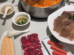-潮牛壹号鲜牛肉火锅(光谷天地店)