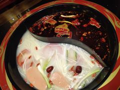 -在蜀里·一米肥牛老火锅(黄埔店)