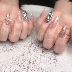 -隅日式美甲美睫專門店