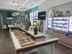 -无界眼镜MaxLess(南翔印象城店)