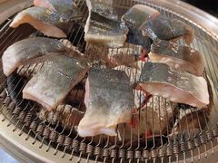 -围炉肉舍•炭烤活鳗•丹东海鲜烤肉(步行街店)