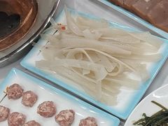 -一口猪海鲜浑锅·东北家常菜