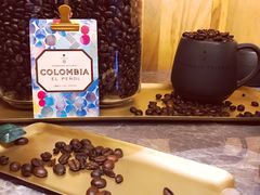 -星巴克臻选(南京艾尚天地店)