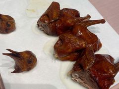 金牌妙龄乳鸽-新荣记(南京西路店)
