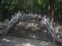 -灵岩山风景区