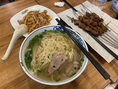 -西部马华清真兰州牛肉面·烧烤夜市(关东店)
