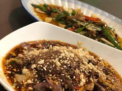 拌肺片-百年粉蒸牛肉
