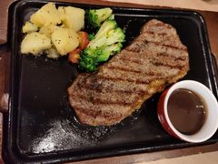 -必胜客(机场路店)