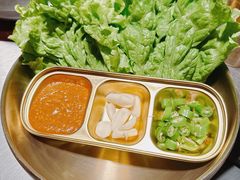 -小核桃烤肉馆(中骏世界城店)