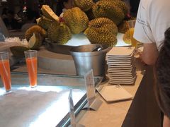 -雍和会海鲜姿造自助(湖东路店)