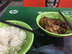 -财经大学学生公寓食堂