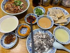 -门框胡同百年卤煮(新街口店)