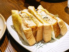 -Two Birds One Stone·一石二鸟(诚品生活店)
