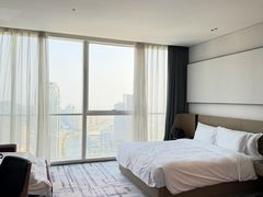 -大连星海皇冠假日酒店