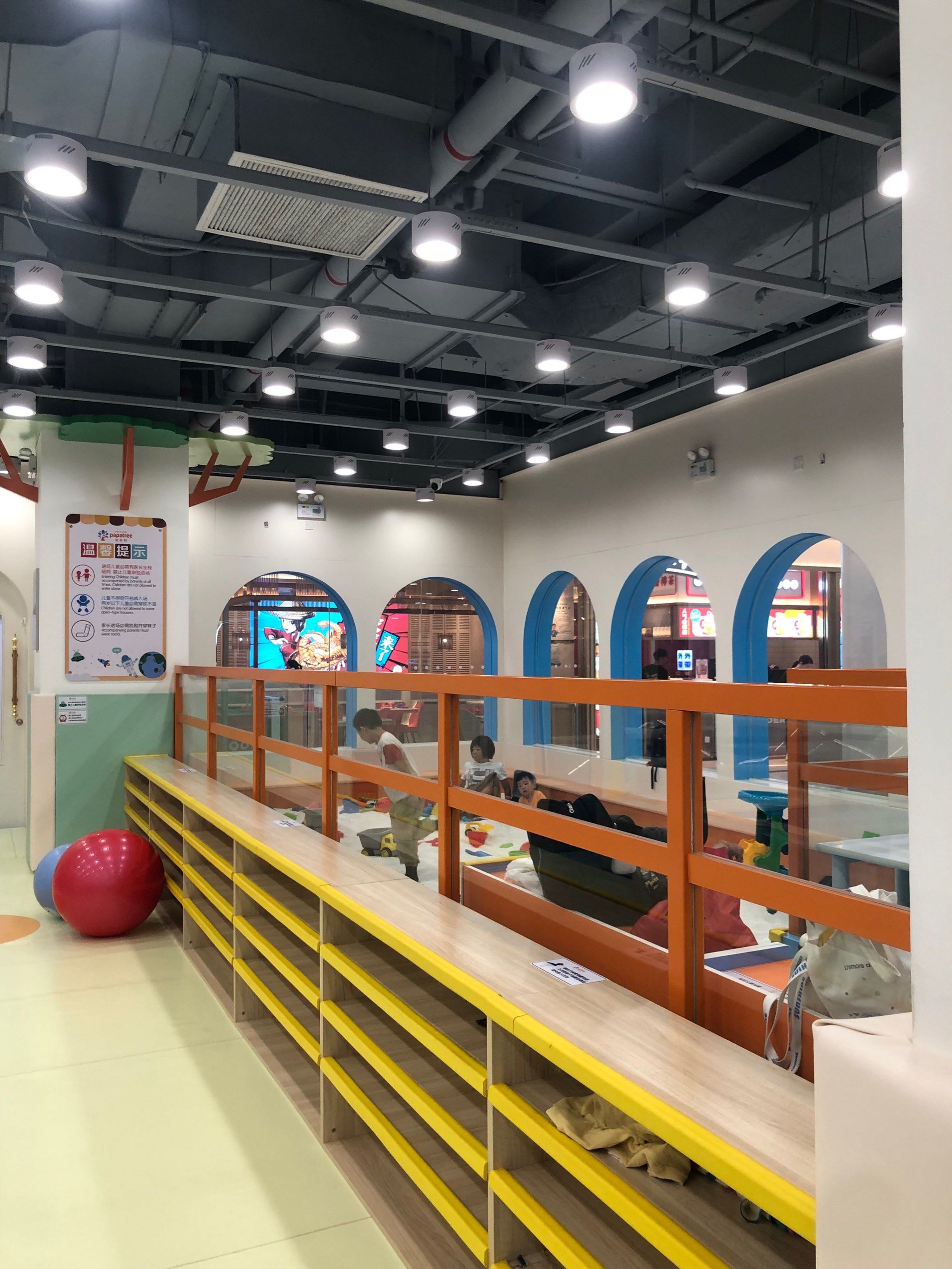 经常带小朋友来,卫生很干净,服务也很好