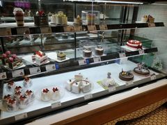 面包甜点陈列柜-巴黎贝甜(熙悦汇店)