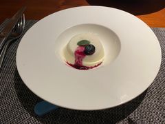 -MONICH牛排融合餐厅(和义大道购物中心店)