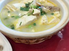-侬佳蒸菜馆(听潮店)