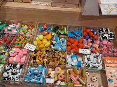 -猫的天空之城概念书店(杭州南宋御街店)