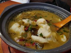 -周鱼小馆石锅酸菜鱼(活力汇店)