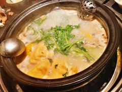 -大匠工房古船木艺术餐厅·猪肚鸡专门店(长白仙岛店)