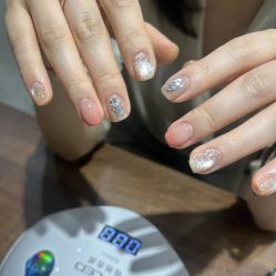 -蜜丝卡伦美甲美睫半永久