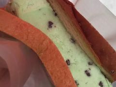 -詹爷爷乌节路街头冰淇淋