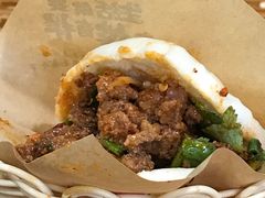 粉蒸牛肉咔饼-豆相识•九九豆腐脑(牛咡桥店)