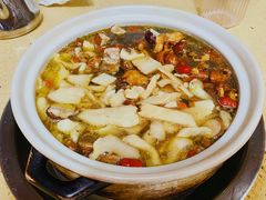 -东巴谷野生菌火锅餐厅