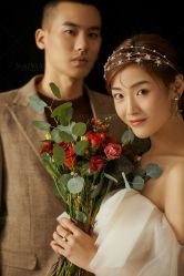 -雪中彩影婚纱摄影·微光艺术中心