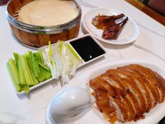 -梅利汴京烤鸭•开封豫菜地标店(东司门店)