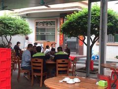 大堂-阿弟早茶·家庭小炒·火锅(九村店)