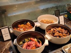 -广州万富希尔顿酒店·感趣自助餐厅·金秋蟹宴生蚝海鲜刺身烧烤