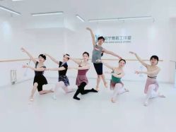-佑宁舞蹈工作室