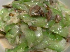 鲜丝瓜焖河蚌-费大厨辣椒炒肉(高铁吾悦广场店)