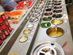 自助调料区-小龙坎老火锅(北京三里屯店)