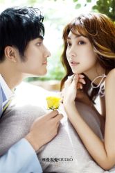 俏皮可爱-巴黎婚纱摄影工作室