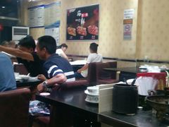 大堂-小柒家第一锹东北菜(城关店)