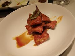 -滩外滩·本帮江浙菜(新天地店)