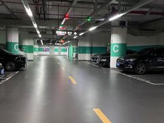 -丁香国际商业中心-停车场
